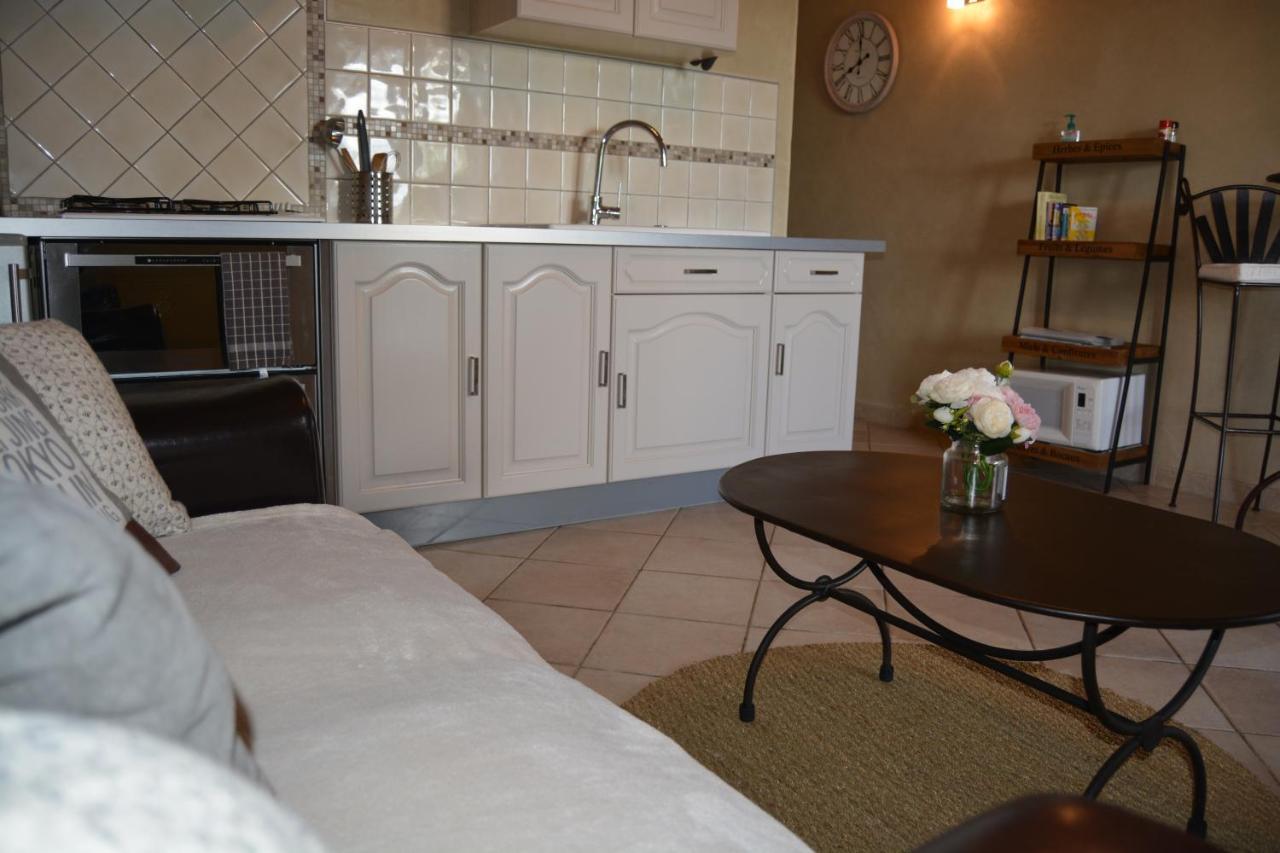 Mas Des Oliviers Villa Gordes Bagian luar foto